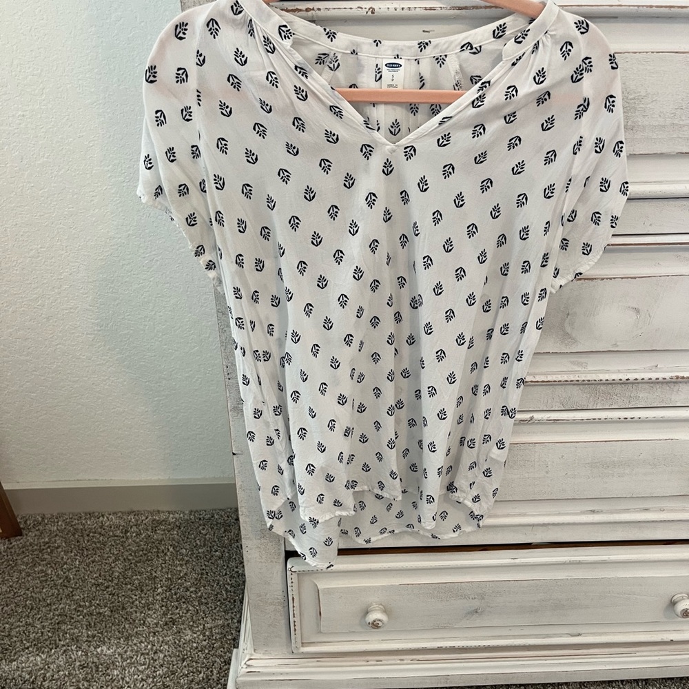 Women’s blouse